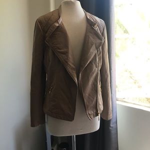 Faux leather Therapy jacket. Tan color. XL